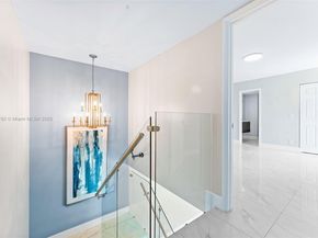 2557 Lakeview Ct 2557, Cooper City FL 33026