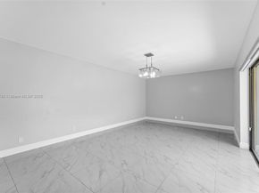2557 Lakeview Ct 2557, Cooper City FL 33026
