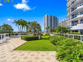 3802 NE 207th St 2704, Aventura FL 33180