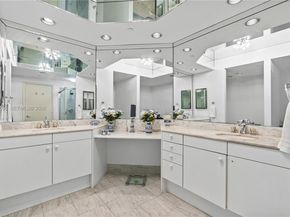 3802 NE 207th St 2704, Aventura FL 33180