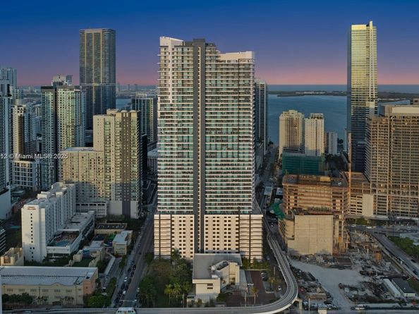 60 SW 13th St 2500, Miami FL 33130