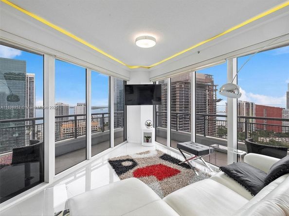 60 SW 13th St 2500, Miami FL 33130