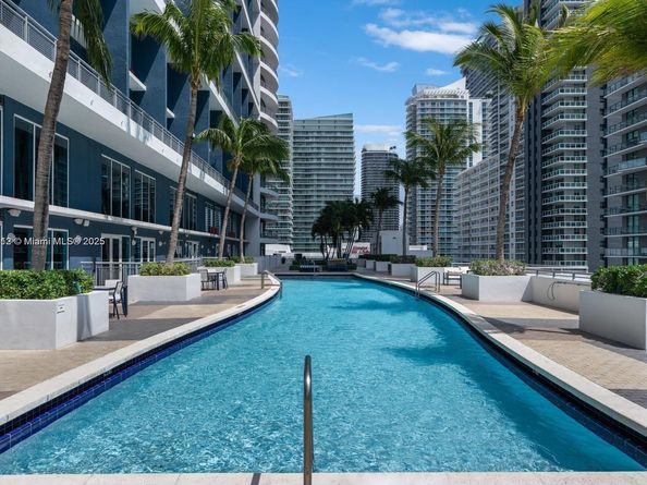 60 SW 13th St 2500, Miami FL 33130