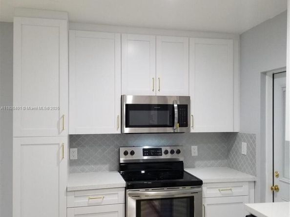 1016 NE 4 Avenue, Homestead FL 33030
