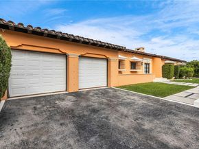 1181 S Alhambra Cir, Coral Gables FL 33146