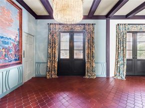 1181 S Alhambra Cir, Coral Gables FL 33146