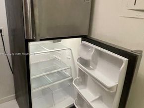 301 NW 177th St 119, Miami Gardens FL 33169