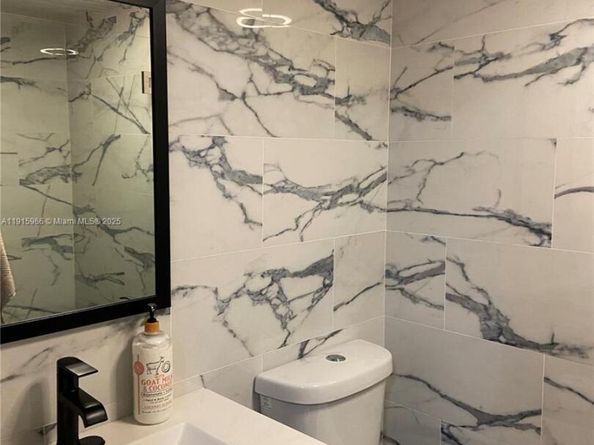 7502 NW 30th Pl 417, Sunrise FL 33313