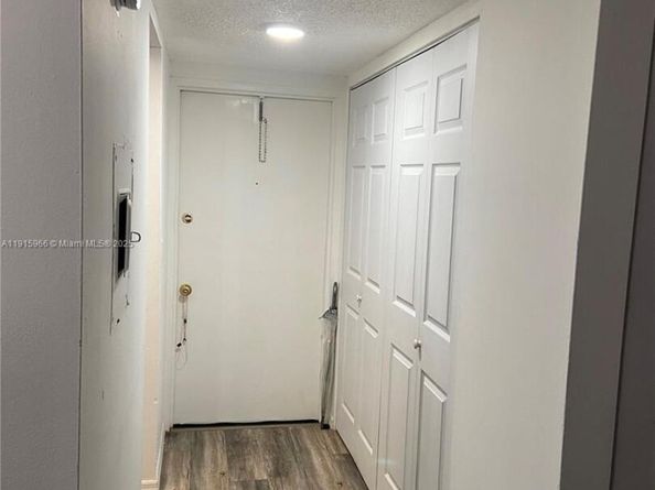 7502 NW 30th Pl 417, Sunrise FL 33313