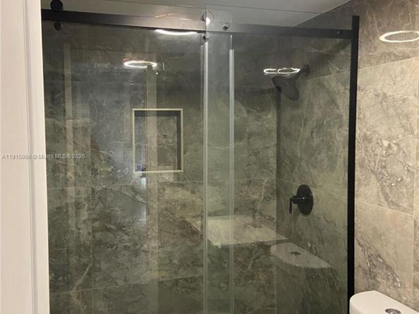 7502 NW 30th Pl 417, Sunrise FL 33313