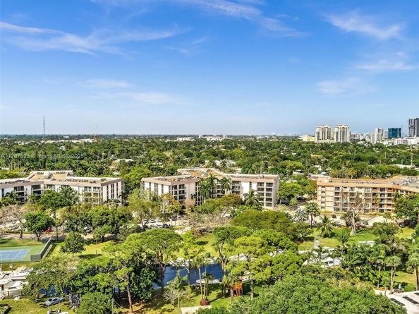 1101 River Reach Dr 302, Fort Lauderdale FL 33315