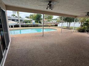 5940 SW 18th St, Plantation FL 33317