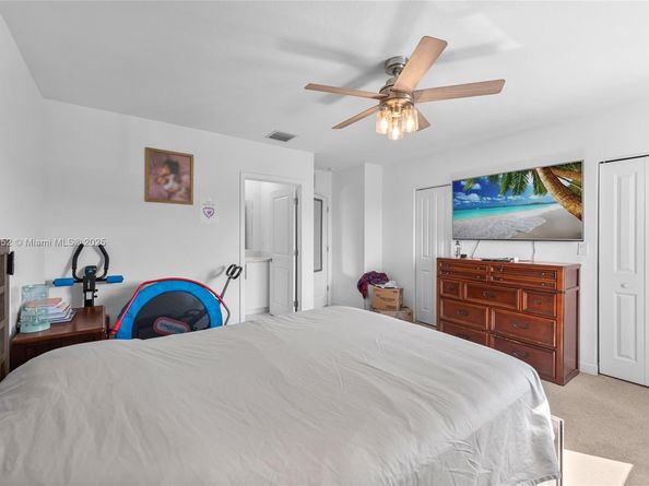 1270 NW 3rd Ln, Florida City FL 33034