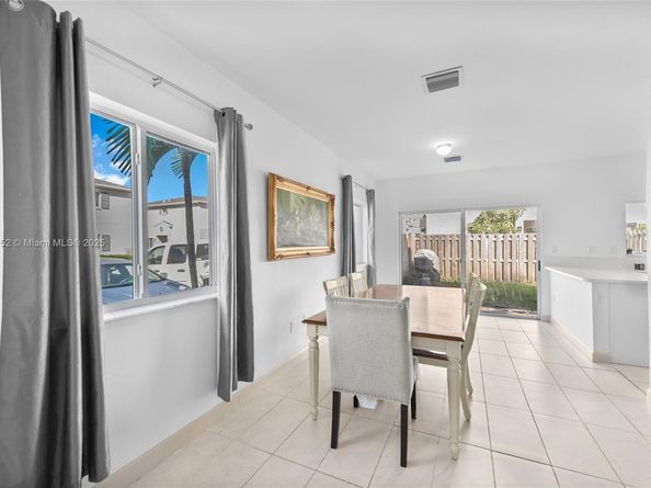 1270 NW 3rd Ln, Florida City FL 33034