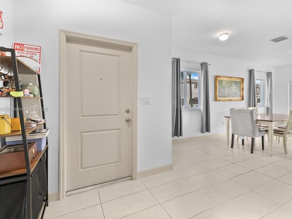 1270 NW 3rd Ln, Florida City FL 33034