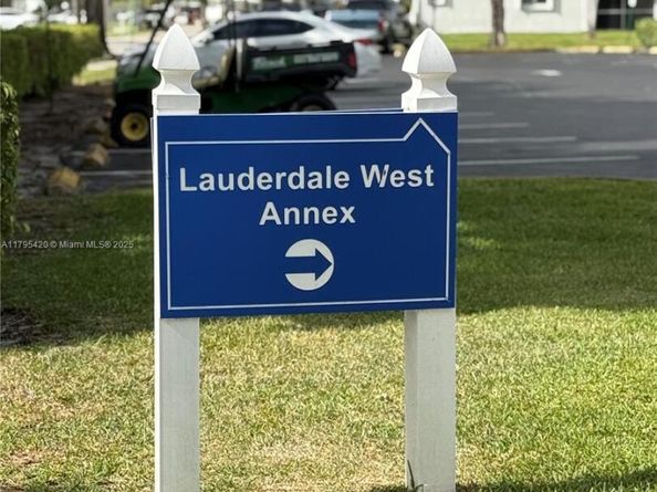 1250 NW 85th Ave, Plantation FL 33322