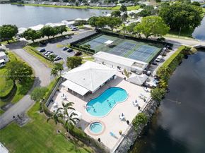 1250 NW 85th Ave, Plantation FL 33322