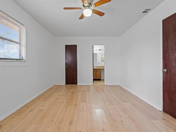 2607 NW 47th Ln, Lauderdale Lakes FL 33313