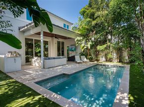 2516 NE 32nd Ave, Fort Lauderdale FL 33305