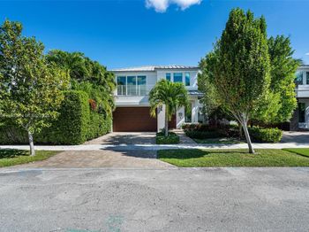 2516 NE 32nd Ave