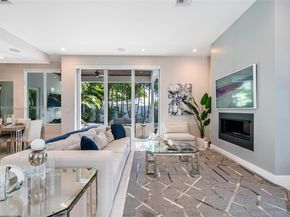 2516 NE 32nd Ave, Fort Lauderdale FL 33305