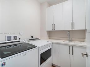 2516 NE 32nd Ave, Fort Lauderdale FL 33305