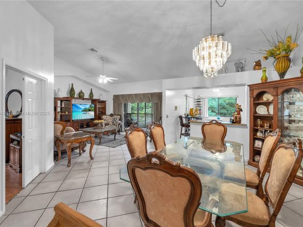 10547 NW 10th St C128, Plantation FL 33322