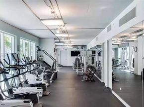 60 SW 13th St 4414, Miami FL 33130