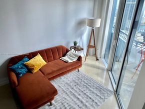 60 SW 13th St 4414, Miami FL 33130