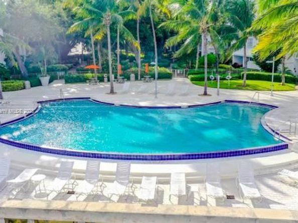 750 NE 64th St B207, Miami FL 33138