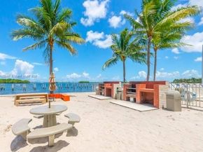 750 NE 64th St B207, Miami FL 33138