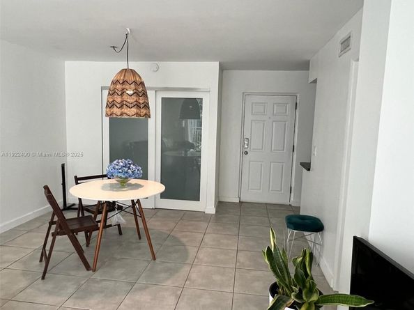 750 NE 64th St B207, Miami FL 33138