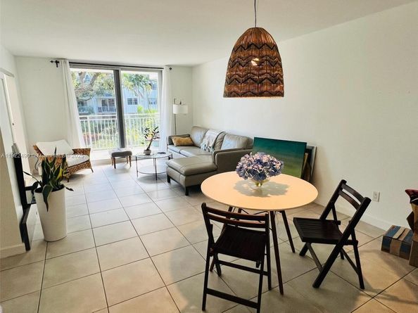 750 NE 64th St B207, Miami FL 33138