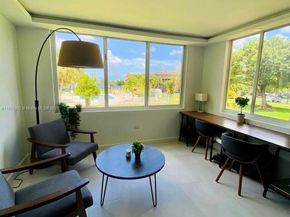 441 NE 195th St 205, Miami FL 33179