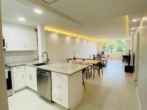 441 NE 195th St 205, Miami FL 33179