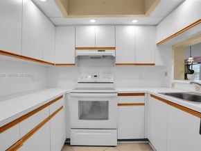 12701 SW 14th St 402J, Pembroke Pines FL 33027