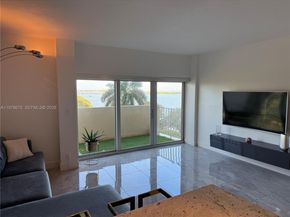 880 NE 69th St 5Q, Miami FL 33138