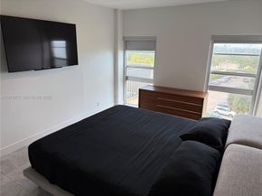 880 NE 69th St 5Q, Miami FL 33138