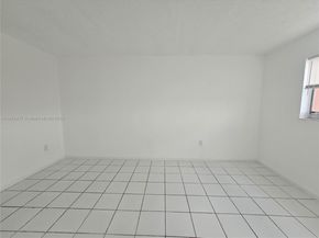 3610 NW 21st St 206, Lauderdale Lakes FL 33311