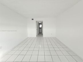 3610 NW 21st St 206, Lauderdale Lakes FL 33311
