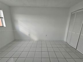 3610 NW 21st St 206, Lauderdale Lakes FL 33311