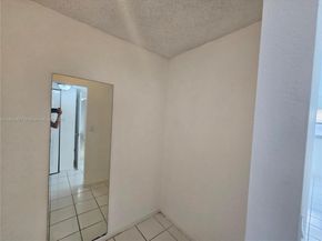 3610 NW 21st St 206, Lauderdale Lakes FL 33311