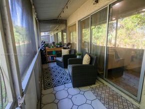8007 Lagos De Campo Blvd K4, Tamarac FL 33321