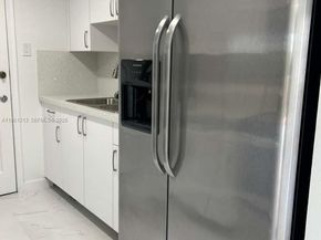 309 S Royal Poinciana Blvd 304, Miami Springs FL 33166