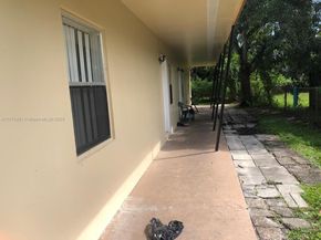 414 NW 15th Way, Fort Lauderdale FL 33311