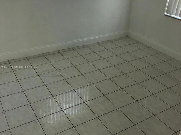 414 NW 15th Way, Fort Lauderdale FL 33311