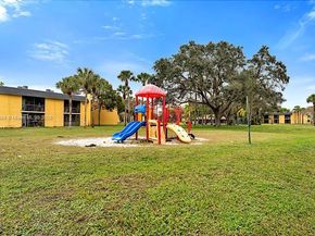 1727 W Meadows Cir W 1727, Boynton Beach FL 33436