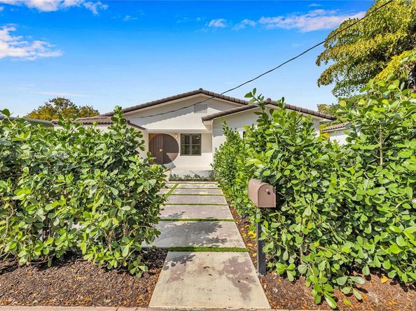 1323 Cleveland Rd, Miami Beach FL 33141