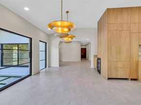 1323 Cleveland Rd, Miami Beach FL 33141