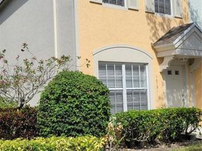 16731 Hemingway Dr, Weston FL 33326